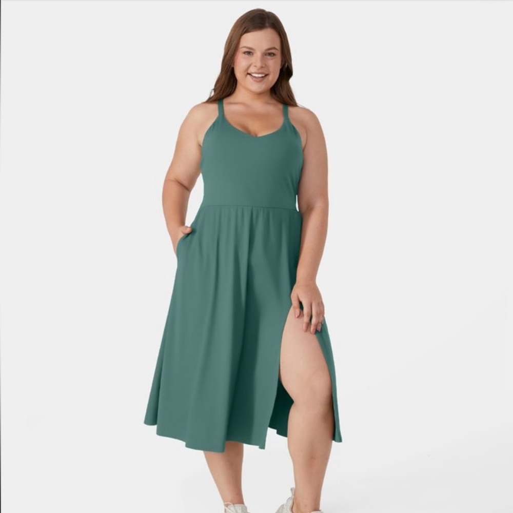Everyday Plus Size Midi Chill Dress-La Land Halara